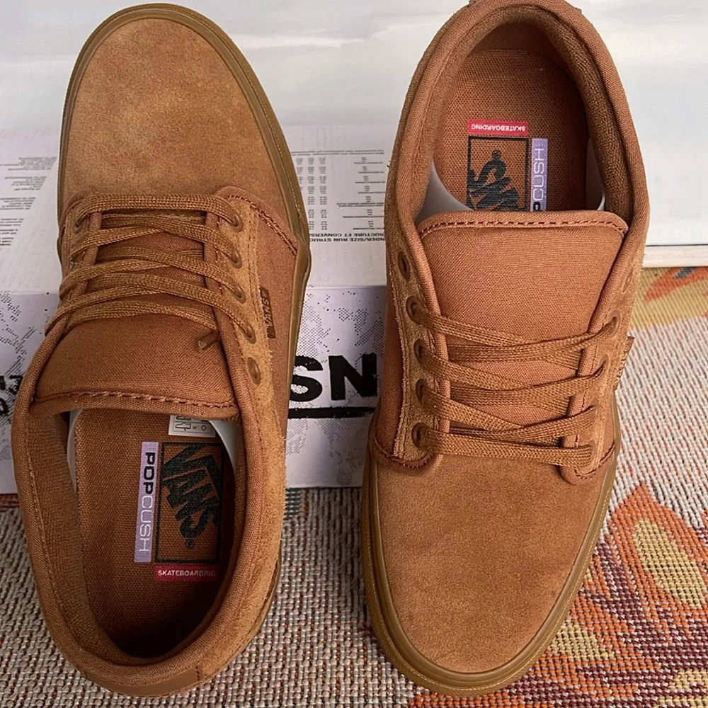 Vans WMNS Skate Chukka Low 
Light Brown/Gum
VN0A4BX4BGZ
Sneakers - Picture 12 of 16